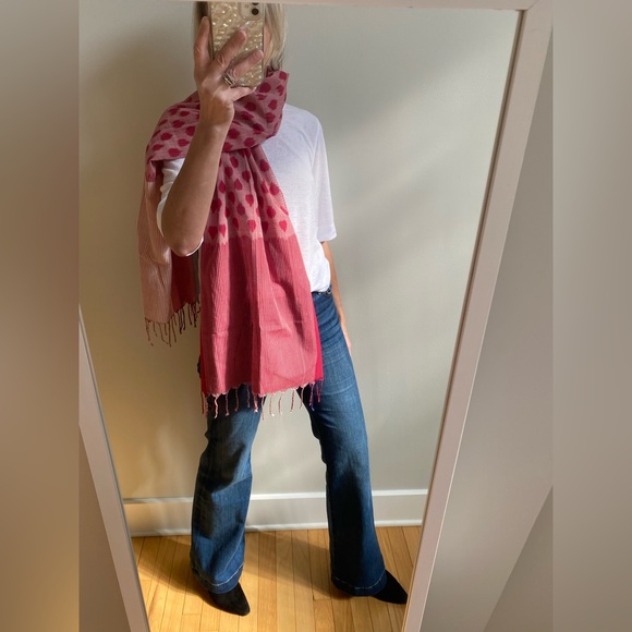 Red cotton striped mix pattern hand knotted scarf - Picture 16 of 16